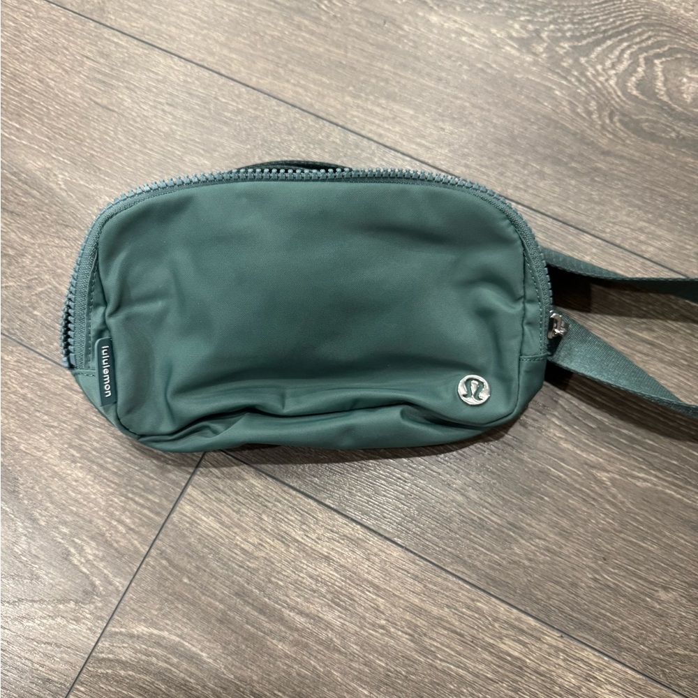 lululemon Belt Bag